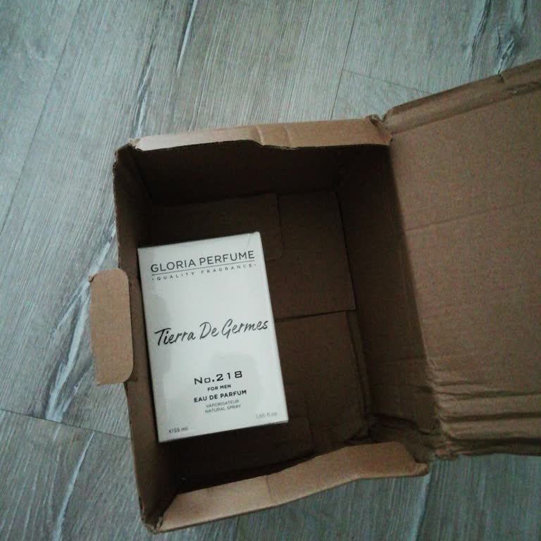 Sipariş Edilen Parfüm Yerine Erkek Parfüm Gönderildi