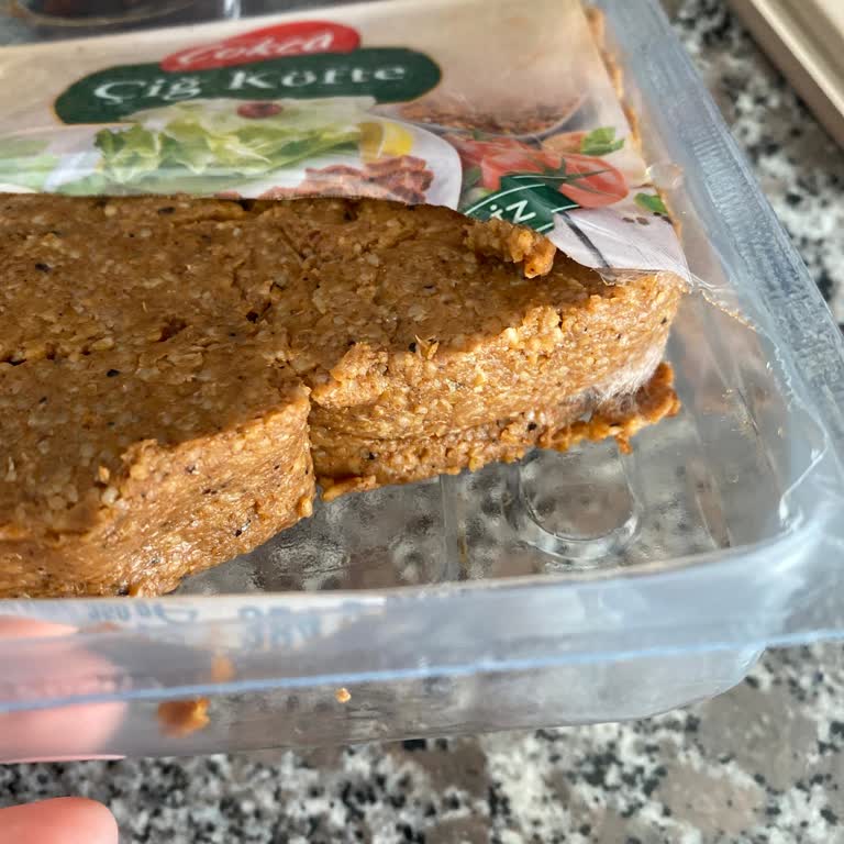 A101 Şubesinde Son Kullanma Tarihi Geçmiş Çiğköfte Satışı Sağlık Riskine Yol Açtı