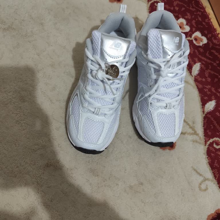 Alışverişim.airmaxx | Ezgi Albayrak Yanıltıcı New Balance Ayakkabı ve Cevapsız İletişim