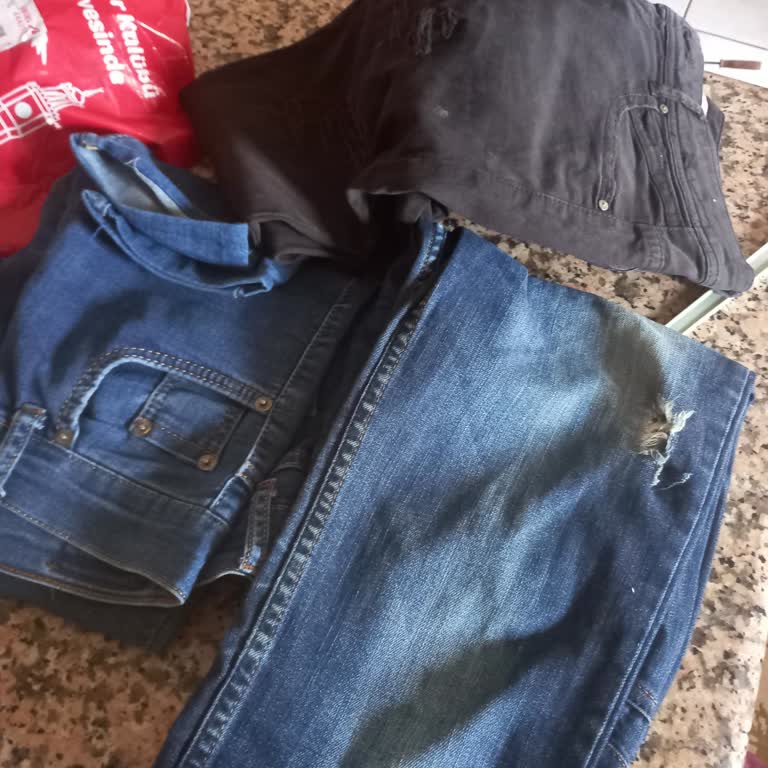 Yanlış Ürün Gönderimi Ve İletişimsizlik Nedeniyle Tüm Ücretin İadesi Talebi