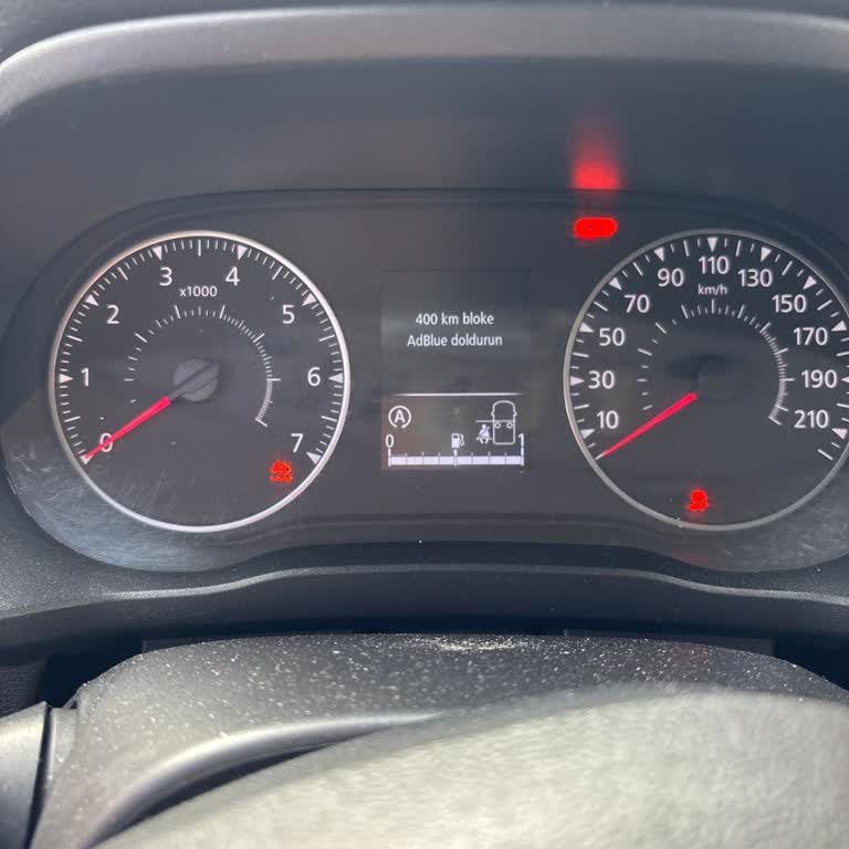 Renault Express Modelinde AdBlue Uyarısı Ve Garanti Dışı Ücretli Onarım Talebi