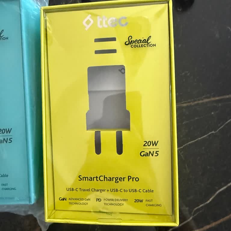 Hepsiburada'da Boş Şarj Aleti Kutuları Ve İade Talebi