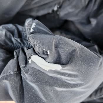 Mavi Montum Kısa Sürede Renk Atması Ve Deforme Olmasıyla Mağaza Kullanıcı Hatası İddiası