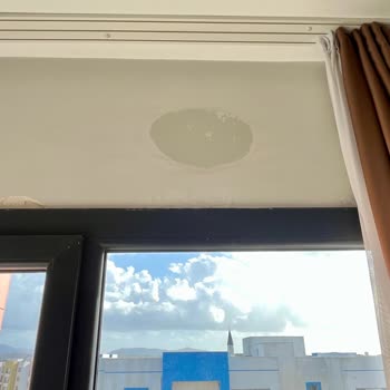 Kırmızı Etiketli Asansör Ve Su Sızıntıları Giderilmedi, Mağduriyet Artıyor