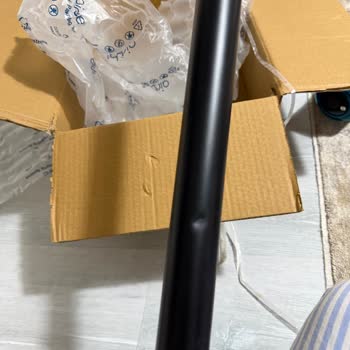 Servis Sonrası Dyson Süpürge Borusunda Göçük Ve Çizik