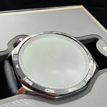 Huawei GT5 Akıllı Saatte Ekran Lekeleri Ve Ayıplı Ürün İadesi Talebi