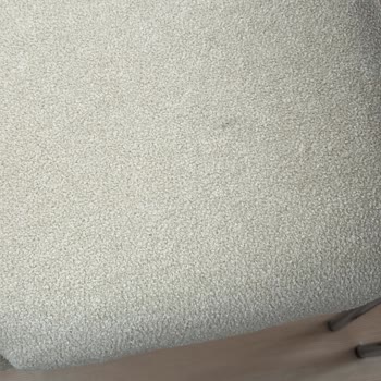 Deforme Ve Lekeli Mobilya Teslimatı, Servis Eksikliği Ve Tam İade Talebi