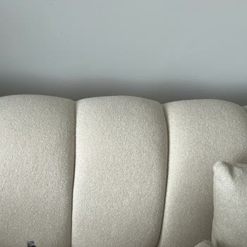 Deforme Ve Lekeli Mobilya Teslimatı, Servis Eksikliği Ve Tam İade Talebi