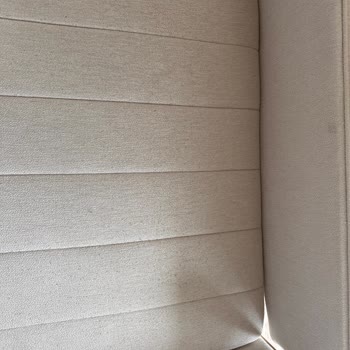 Bellona Oturma Grubu Kalitesiz Tüylenme Ve Çökme