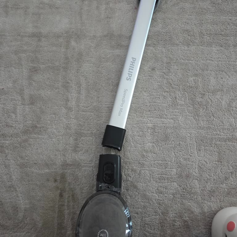 Garanti Kapsamındaki Philips Kablosuz Süpürge Ani Kırıldı, Ücretsiz Değişim Talebi