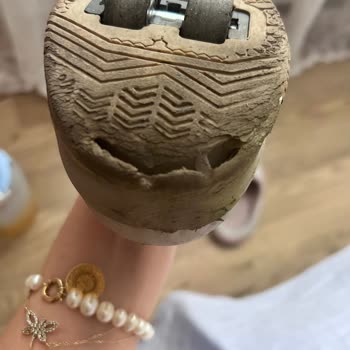 Rocky Sport Ayakkabının Alt Kısmında Ezilmeler Ve Bozulmalar Oluştu