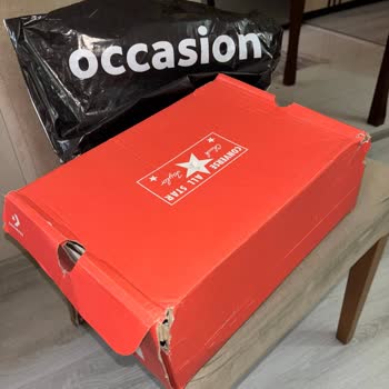 Kullanılmış Olarak Gelen Converse Chuck 70 Plus Canvas Modeli