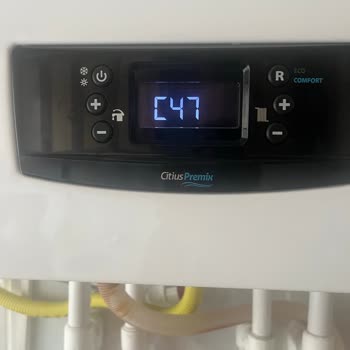 Sürekli Arızalı Ve Su Sızdıran Kombi İçin Yeniden Değişim Talebi