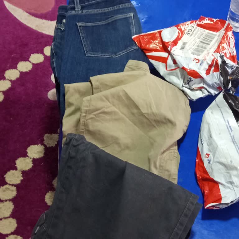 Cepli Yağmur Geçirmez Pantolonun Yanıltıcı Satışı Ve Sol Express Sorumluluğu