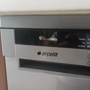 Arçelik Bulaşık Makinesi Kapak Çürümesi Ve İç Sızıntı Şikayeti