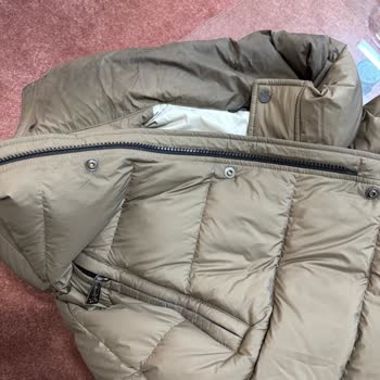 Ayıplı Montta Renk Solması Ve Tüy Dökülmesi, Mağazadan Red Kararı Ve Çözüm Talebi