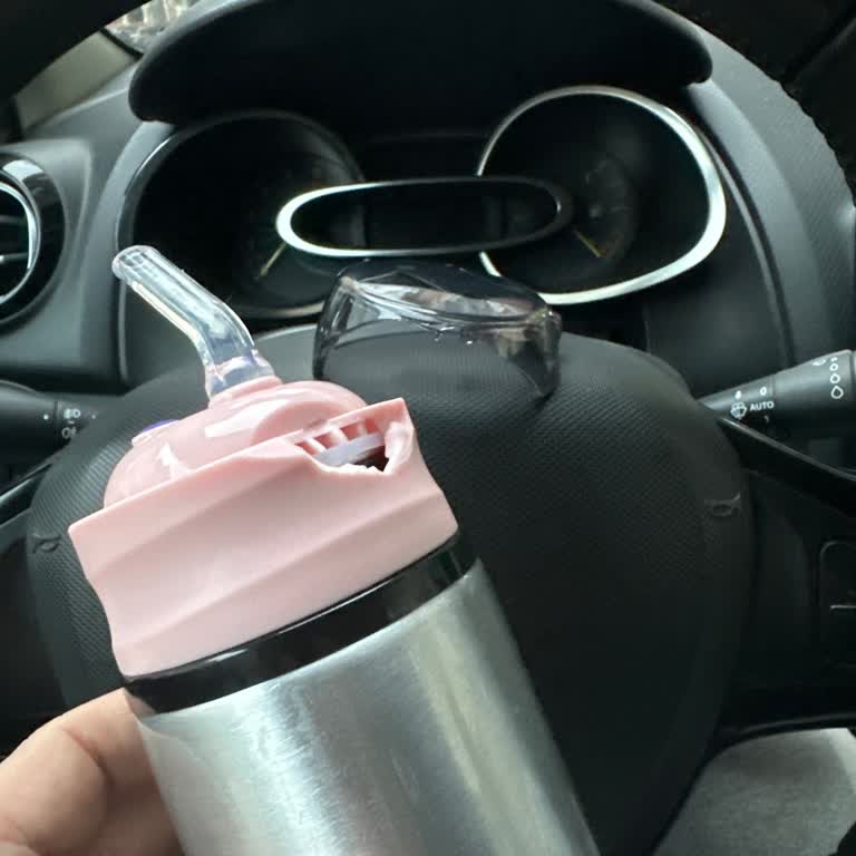 Kırılan Mataranın Ücretini Ödememizi İsteyen Kasiyerin Saygısız Tavrı