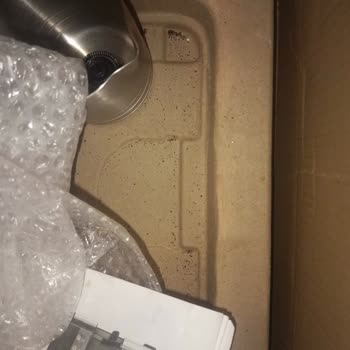 Espresso Makinesinde Arıza Ve Kırık Su Kabı Servis İhmali