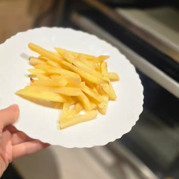 Bosch Fırın Pişirmiyor, Mağaza Ve Servis Yardımcı Olmadı: İade Talebi