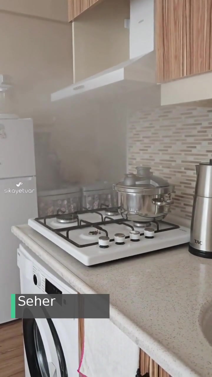 Korkmaz Düdüklü Tencere Faciası videonun kapak resmi