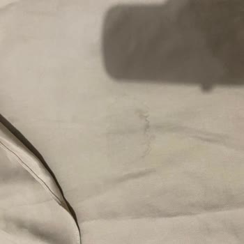 Çamaşır Suyu Lekeli Ürün Ve Cevapsız İade