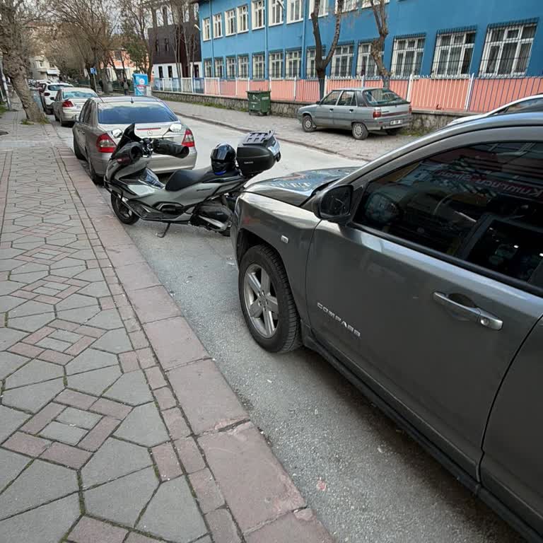 Koru Sigorta Çekici Gecikmesi Ve Alaycı Müşteri Temsilcisi Nedeniyle Mağduriyet