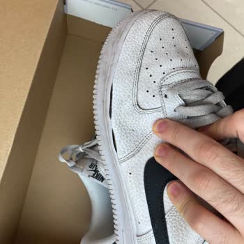 Nike Ayakkabısının Kısa Sürede Yanlardan Açılması Ve Tüketici Hakem Heyeti Gecikmesi