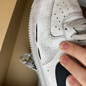 Nike Ayakkabısının Kısa Sürede Yanlardan Açılması Ve Tüketici Hakem Heyeti Gecikmesi