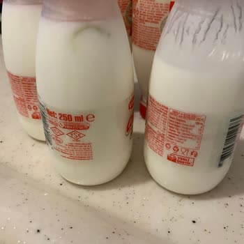 BİM Şubesinde Satılan Küflü Ayran Çocuk Sağlığına Büyük Risk