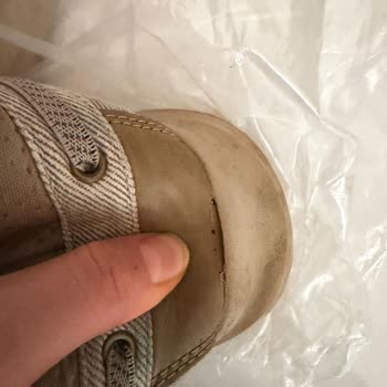 Skechers Ayakkabıda Renk Solması Ve Dikiş Açılmasına Karşı Değişim Talebi