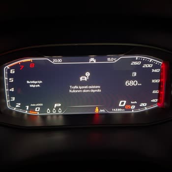 Seat Ateca’nın Türkiye'deki Tabela Okuma Özelliği Çalışmıyor, Yazılım Güncellemesi Gelmedi