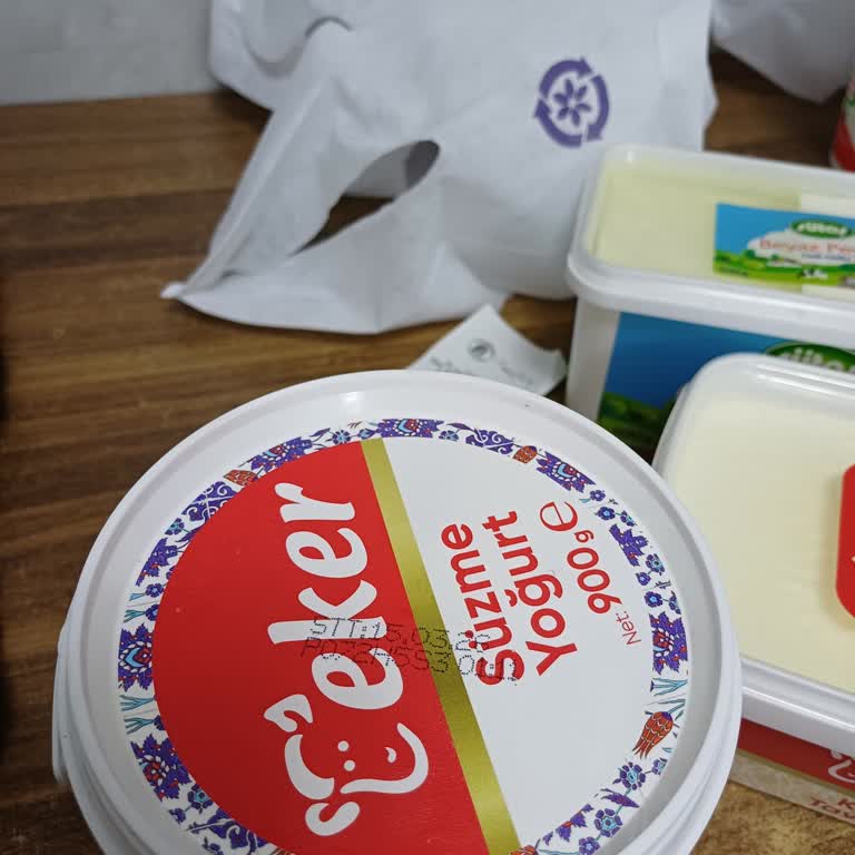 Getir'den Tarihi Geçmiş Yoğurt Ve İade Talebi