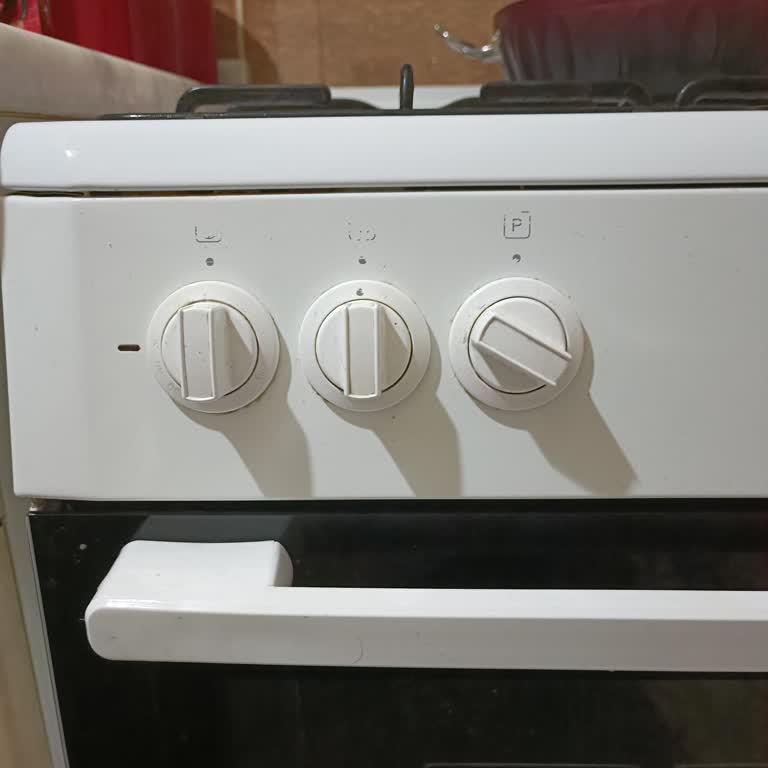 Fırın Düğmelerinin Silinmesi Ve Parça Temini Talebi