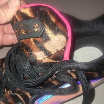 Kullanıcı Hatası İddiasıyla Reddedilen Nike Ayakkabı Şikayetim