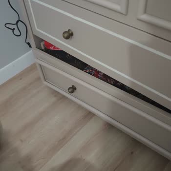 Yatak Odası Takımında Eksik Parçalar Ve Kırık Ürünler Nedeniyle Teslimat Sorunu