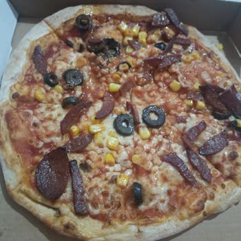 Süt Alerjisi Bildirilen Siparişe Peynirli Pizza Geldi Ve İadesi Reddedildi
