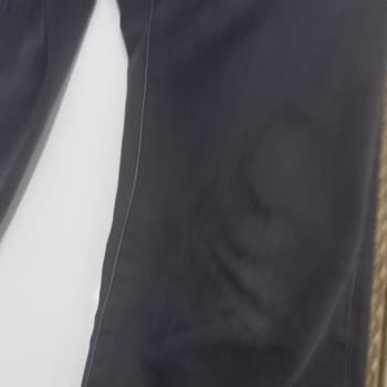 Batman Mavi Jeans Kot Pantolonumda Diz Deformasyonu Ve Renk Solması, Değişim Talebi