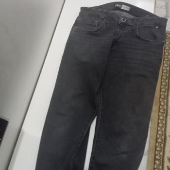 Mavi Jeans Knee Deformation After 1 Year, Replacement Request Rejected