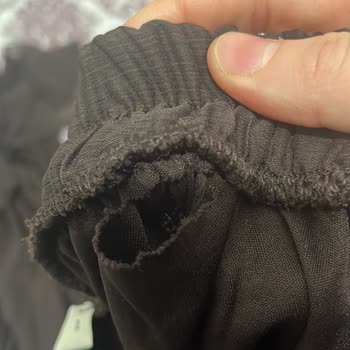 Yanlış Renk, Yırtık Ve Hijyen Sorunları Nedeniyle İade Talebi