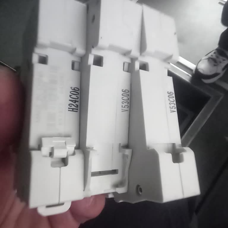 Günsan Şalterinin Kilit Pimi Açılmıyor, Kırıldı Ve Mağaza İade Reddetti