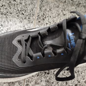 Kinetix 3 Gün Sonra Ayakkabıda Yırtılma Problemi Ortaya Çıktı