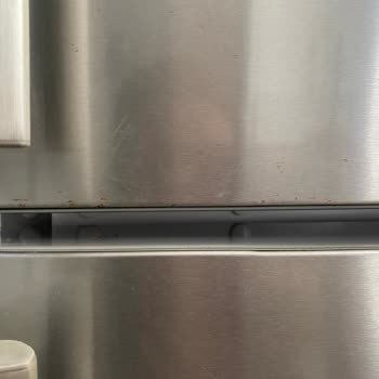 Bosch Buzdolabı Kapaklarındaki Erken Paslanma Ve Garanti Sonrası Yardım Talebi