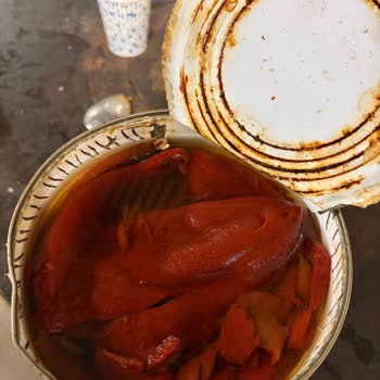 Korozyonlu Metal Konserve Kutularında Gıda Güvenliği Sorunu