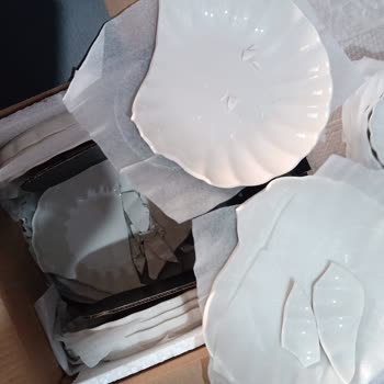 Kırık Yemek Takımı İadesi İptal Edildi, 9 Tabak 15 Gün Bekliyor