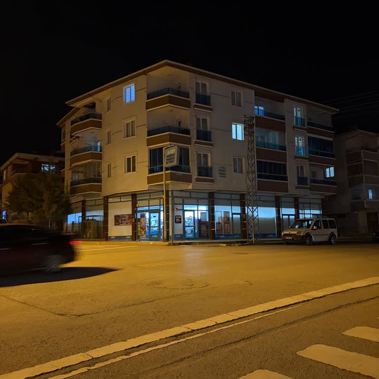 A101 Mağazasında Erken Kapanış, Kaba Kasiyer Ve Süresi Dolmuş Ürünler