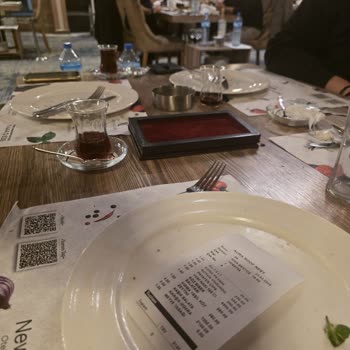 New Karaman Otel Restoranında Hijyen Ve Hizmet Sorunları Ve Aşırı Fiyatlar