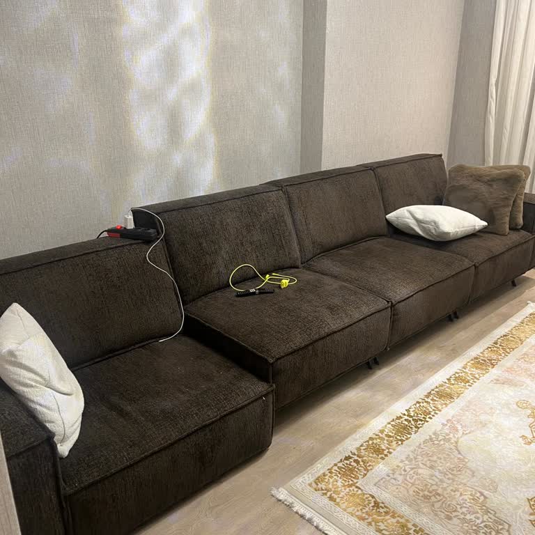 Eksik Uzantı Ve Ayaklarıyla Gelen Koltuk Tesliminde Hızlı Çözüm Talebi