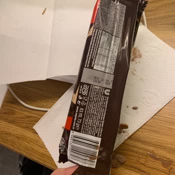 Macro Center’da Algida Dondurmada Tahta Parçası Bulundu