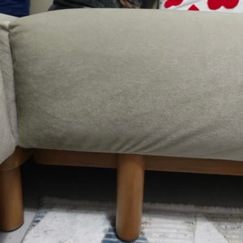 Nature Köşe Takımında Kalıcı Buruşukluk Ve Değişim Talebi