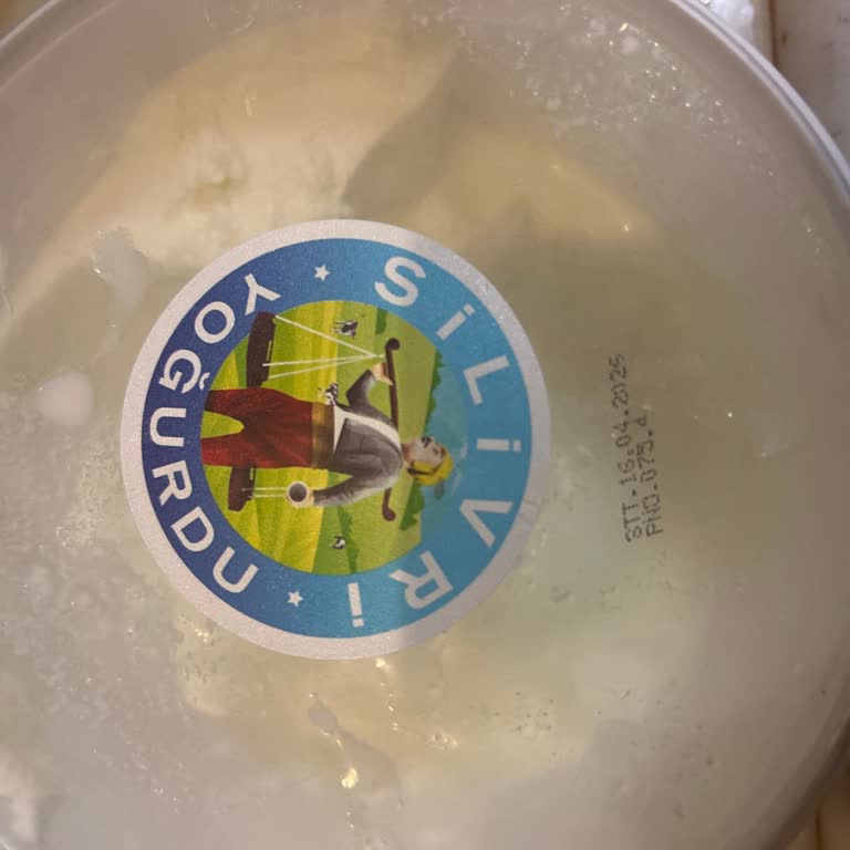 Yoğurtta Plastik Tadının Sağlık Açısından Endişe Verici Olması